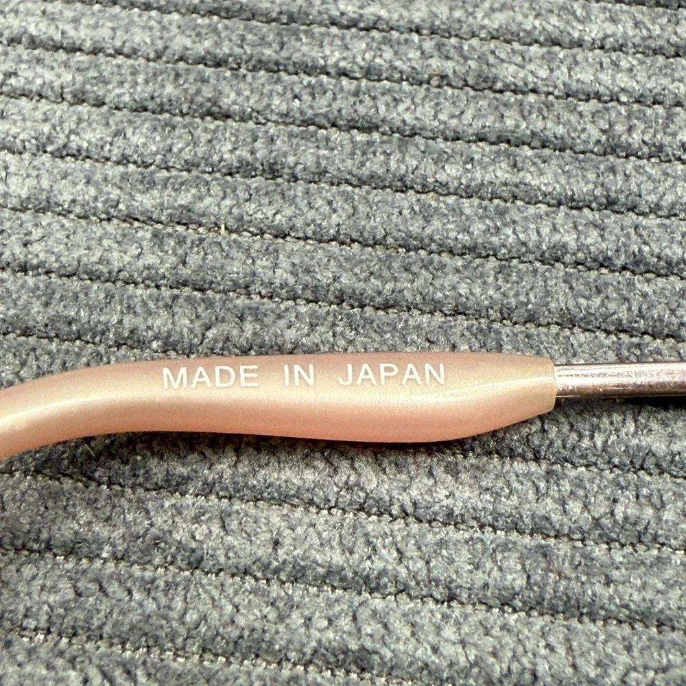 Seiko Titanium Eyeglasses Rose Gold Oval Frames T0143 53-17-140 Made in Japan